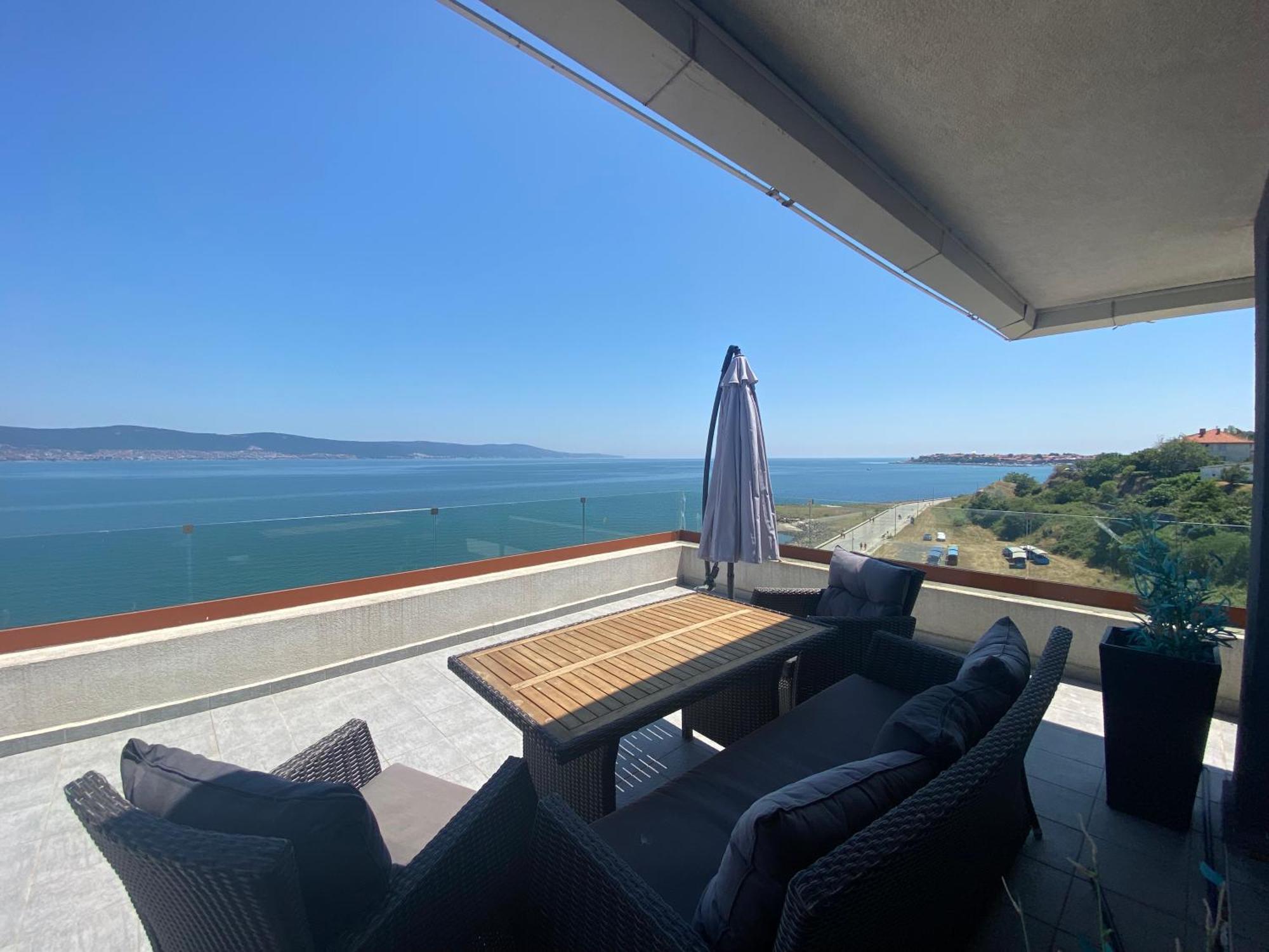Paradiso 'В' 607 Large Luxury Apartment ネセバル エクステリア 写真